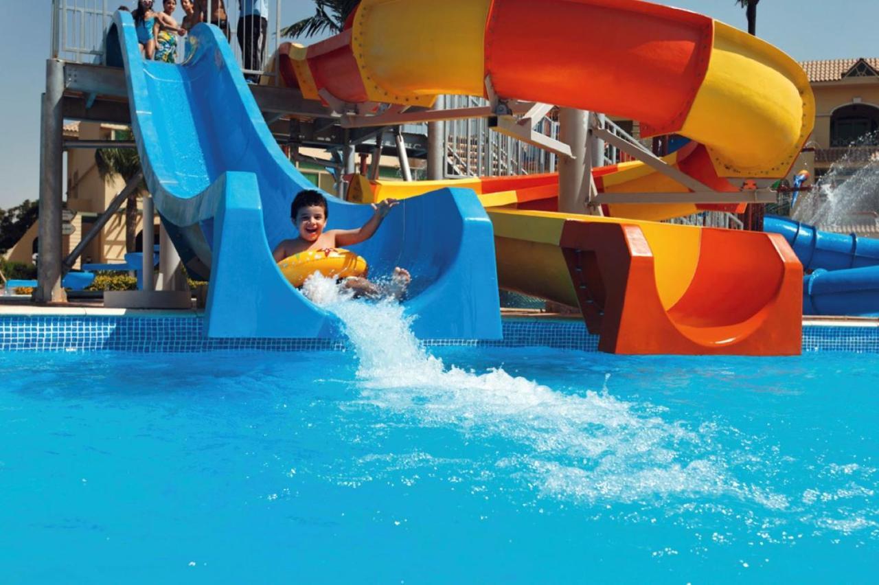 뫼벤픽 카이로 미디어 시티 기자 외부 사진 Water park